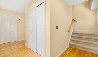 133 Bridgetown Rd, Narragansett, RI 02882