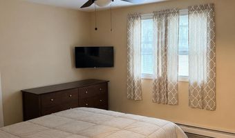 32 Shawnee Trl, Albrightsville, PA 18210