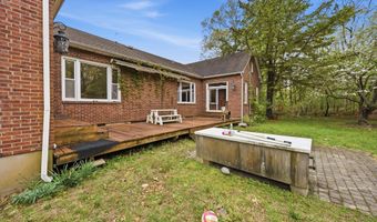 439 N Main St, Barnegat, NJ 08005