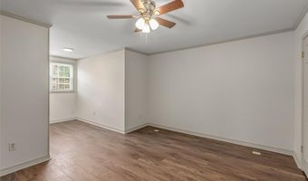 913 Kings Hwy, Shreveport, LA 71104