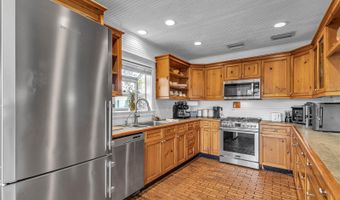 55342 CLAIRE St, Astor, FL 32102