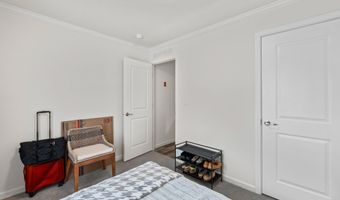 4 Clover Corner Ln, Augusta, ME 04330