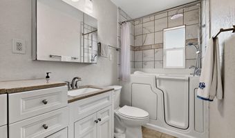 7719 Euclid Ave NE, Albuquerque, NM 87110