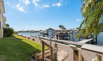 6420 SUNSET BAY Cir, Apollo Beach, FL 33572