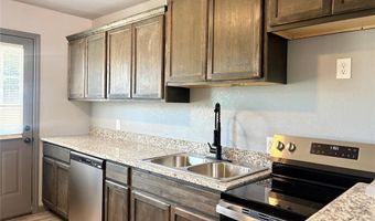 1012 N York St, Altus, OK 73521
