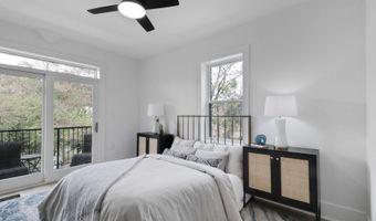 2524 41ST St NW 1, Washington, DC 20007