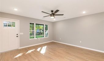 746 Goodin Dr, Austin, IN 47102