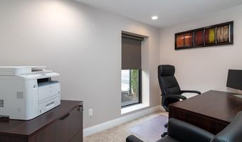 838 Reservoir Ave, Cranston, RI 02910