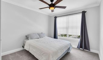 34 Marlin Ct, Bayville, NJ 08721