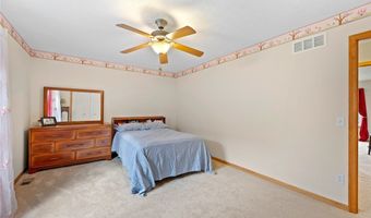 3134 Shelton Ct, Akron, OH 44312