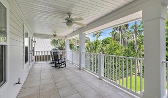 321 5TH St, Atlantic Beach, FL 32233