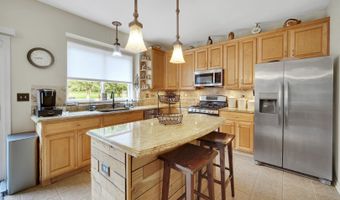 480 Brookside Ave, Algonquin, IL 60102