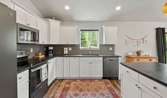 13404 Crescent Moon Dr, Bigfork, MT 59911