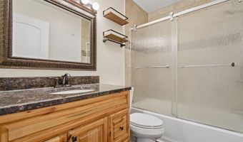 817 Pine Way Dr M1, Columbus, OH 43085