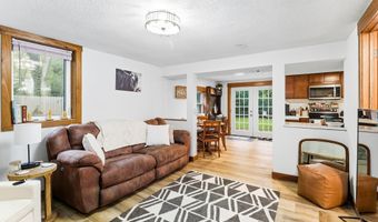 1315 Iowa Cir, Ames, IA 50014