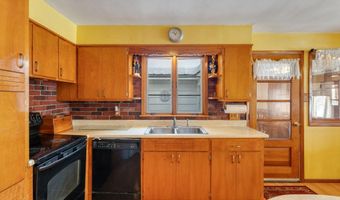 7 Grant Ave, Barre, VT 05641