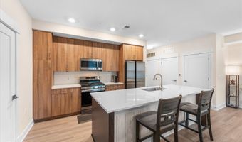 43795 TRANSIT Sq 101, Ashburn, VA 20147