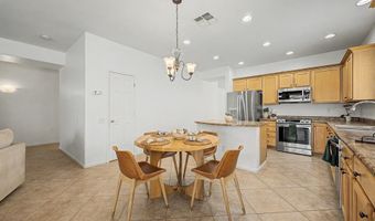 896 E LA COSTA Pl, Chandler, AZ 85249
