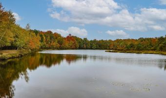 271 N SHORE Dr, Albrightsville, PA 18210