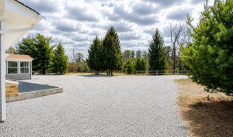 99 Old Halfway Rd, Barnegat, NJ 08005