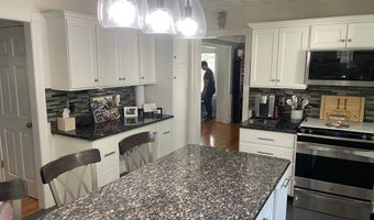 6 Myers Ln, Billerica, MA 01862
