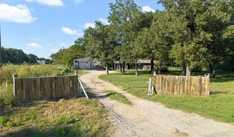 1900 Hometown Rd, Ardmore, OK 73401