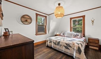 544 Main St, Acushnet, MA 02743
