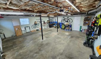 947 N Linden Dr, Alcoa, TN 37701