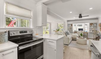 934 W HARVARD St, Orlando, FL 32804