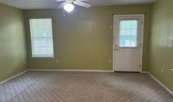 305 NW 3rd St, Antlers, OK 74523