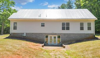 214 Kristi Ln, Appomattox, VA 24522