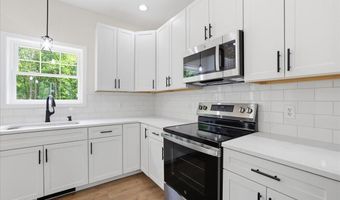 852 Stony Mountain Rd, Albrightsville, PA 18210