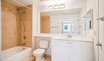 851 N GLEBE Rd 718, Arlington, VA 22203