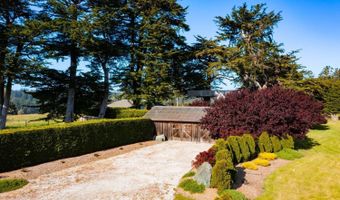 32550 Navarro Ridge Rd, Albion, CA 95410