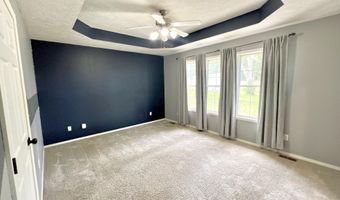 603 Lakeview Dr, Aurora, MO 65605