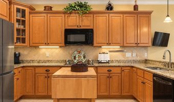 36 Overlook Dr 36, North Kingstown, RI 02852