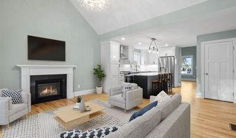 24 Gypsum Ln 28, Chester, NH 03036