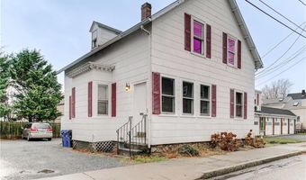 23 Stockholm St 2, Newport, RI 02840