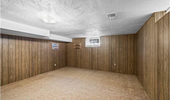 3945 8th Ave NW, Anoka, MN 55303