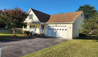 404 SUMMIT Dr, Blades, DE 19973