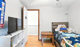 171 White Fox Rd, Agawam, MA 01030