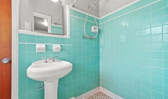 4004 Camelot Ct, Tucker, GA 30084