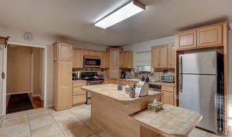 105 Canyon Dr, Alpine, TX 79830