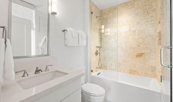 27 Admiralty Row 207, Alys Beach, FL 32461