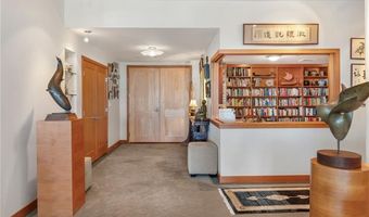 345 Thames St 407 N, Bristol, RI 02809
