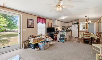 10400 Ruth Vinson Rd, Autryville, NC 28318