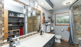 1000 17th St SW, Austin, MN 55912