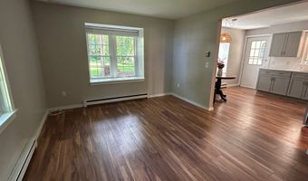 10 Falls River Cir, Essex, CT 06442