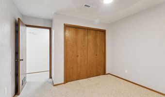 2490 STROEBE ISLAND Dr, Appleton, WI 54914