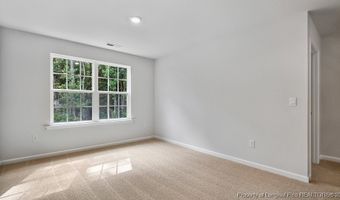 1049 Misty Creek Dr, Aberdeen, NC 28315